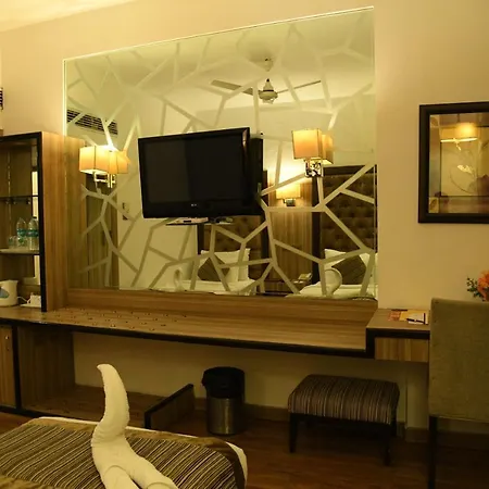 Hotel Airport Centre Point-2